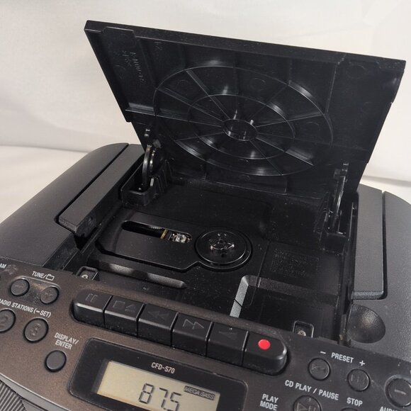 Sony CFD-S70 Boombox CD Radio Cassette Recorder Corder Black Portable FM Player - Picture 4 of 13